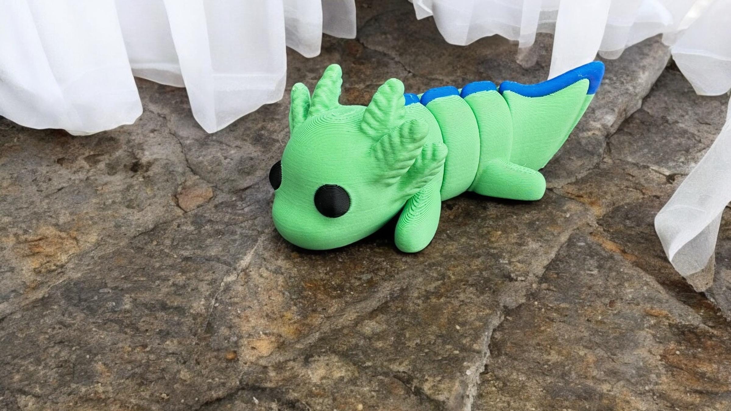 3D Printed Baby Axolotl Fidget Toy: Articulated Collectible