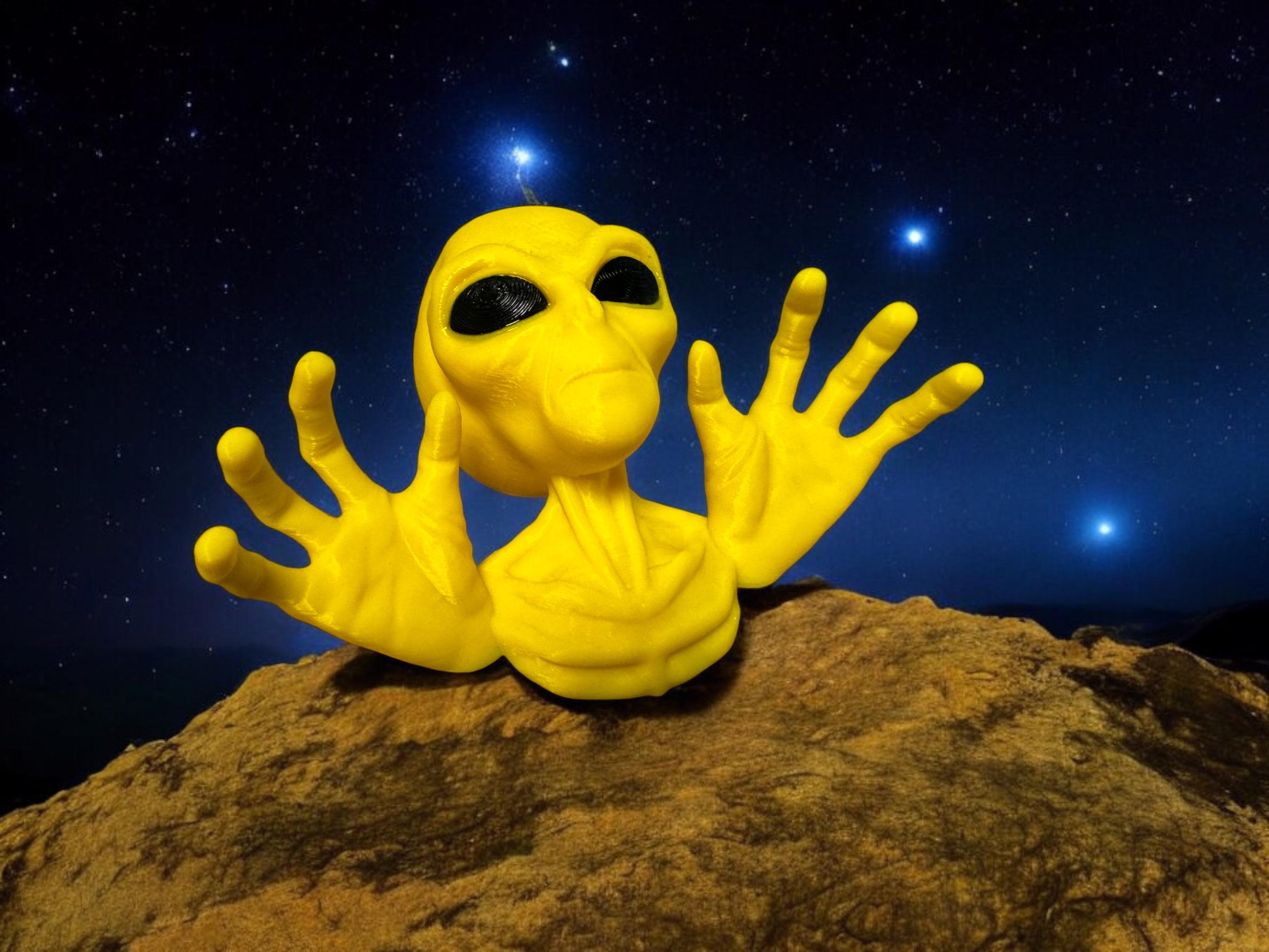 3D Printed Alien Fridge Magnet: Customizable Colors