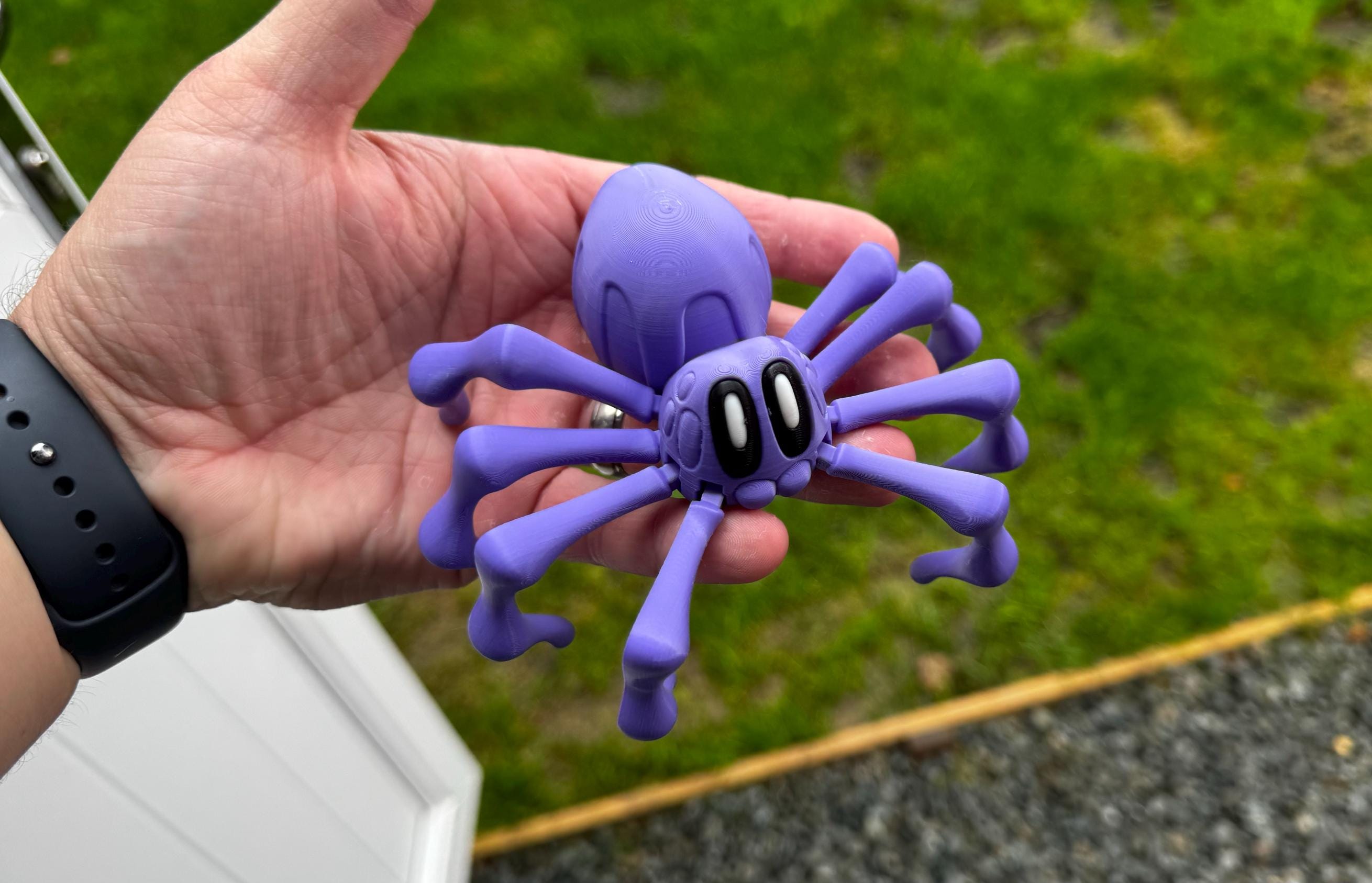 3D Printed Articulated Spider: Halloween Decor, Fidget Toy