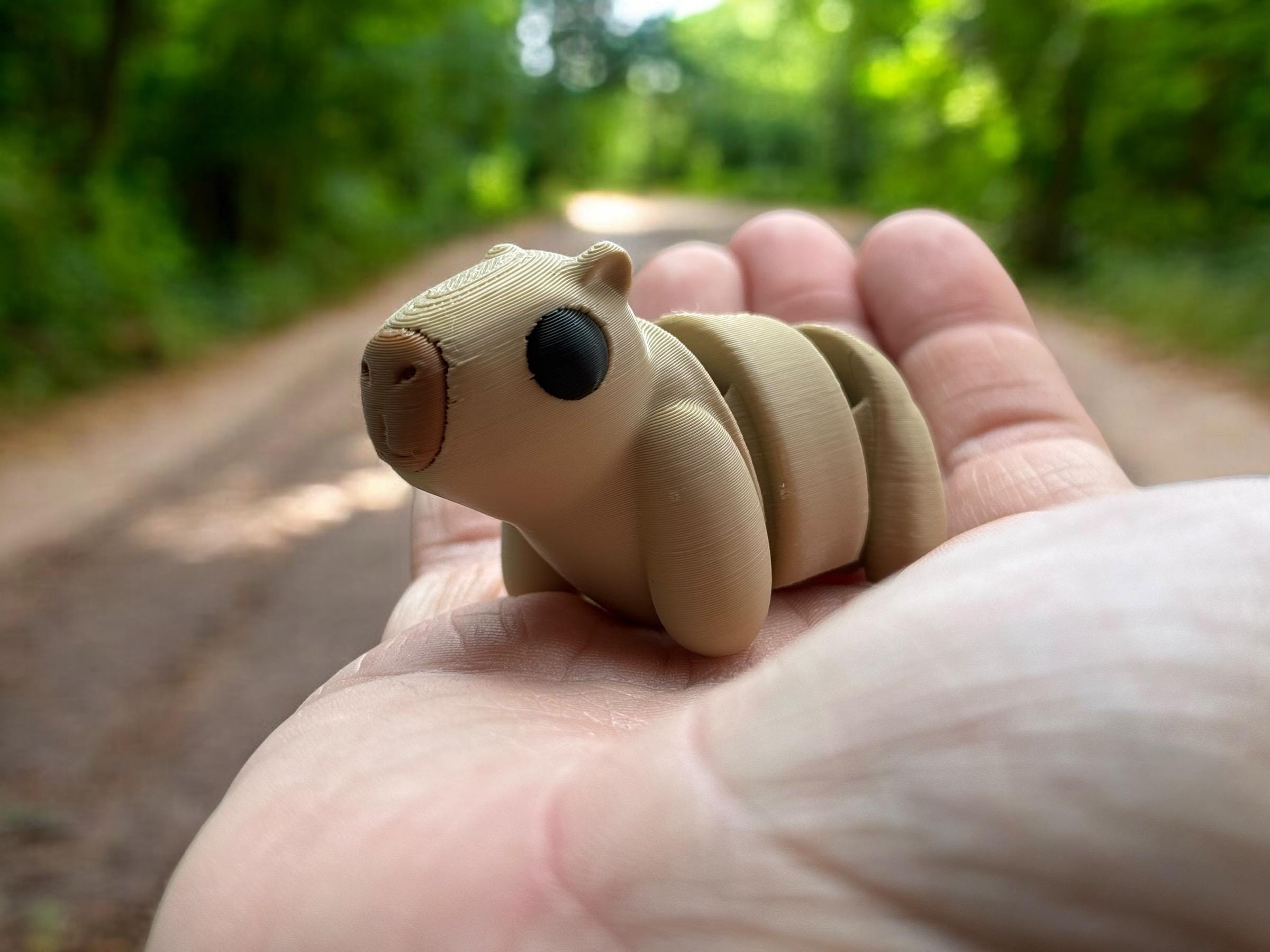 3D Printed Baby Capybara Fidget Toy: Articulated Collectible