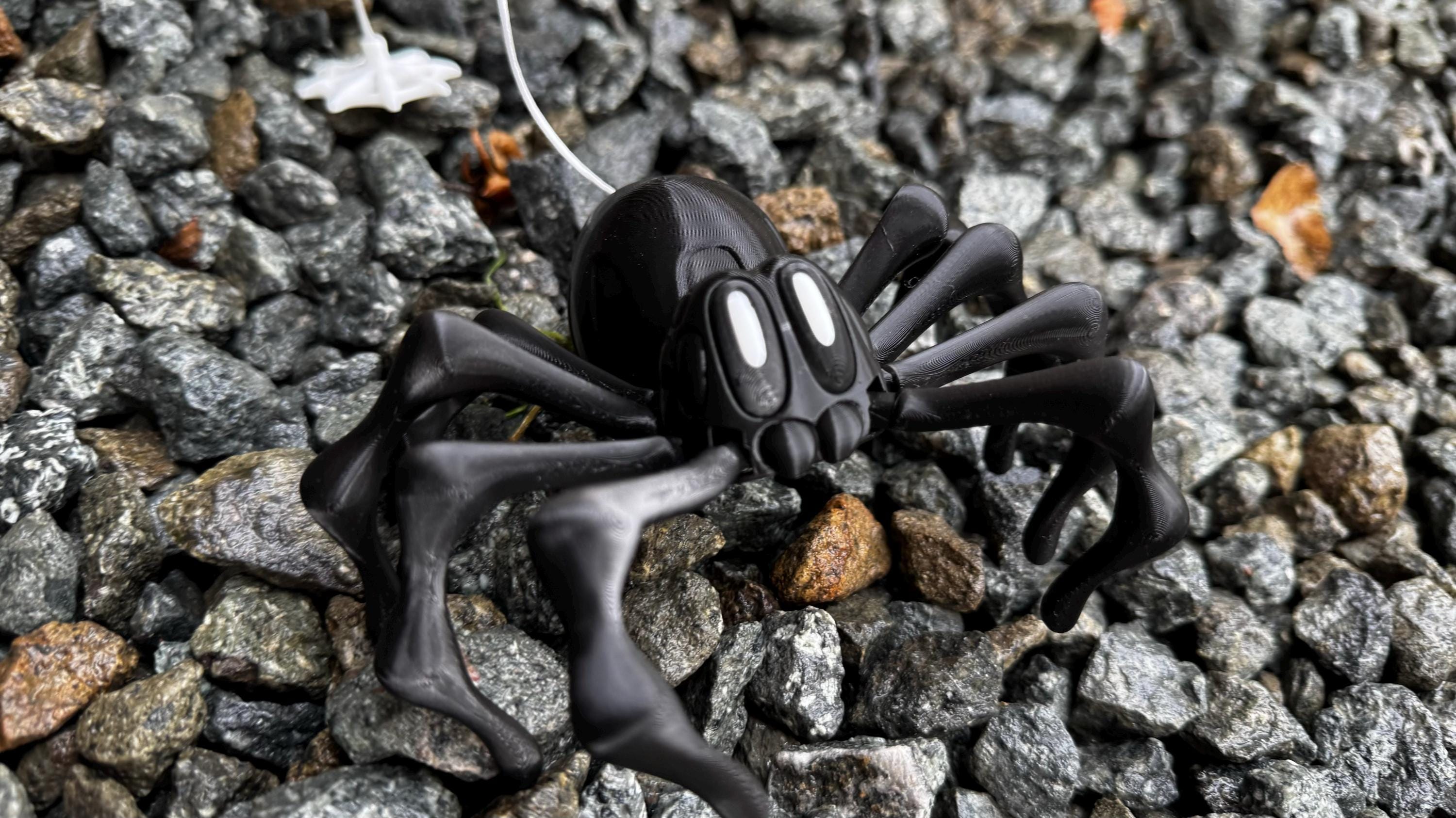 3D Printed Articulated Spider: Halloween Decor, Fidget Toy